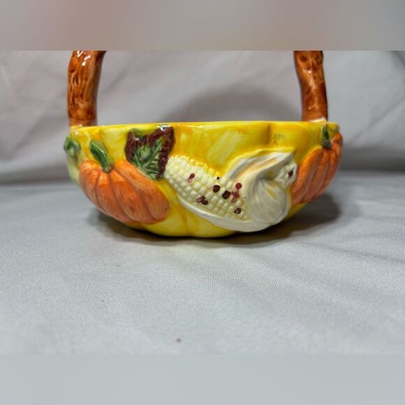6” Pumpkin  Fall Ceramic Candy Treat Basket with Twisted Handle EPC - Picture 2 of 8